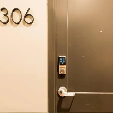 Trendy Condo! Close To Everthing Downtown Birmingham Exterior photo